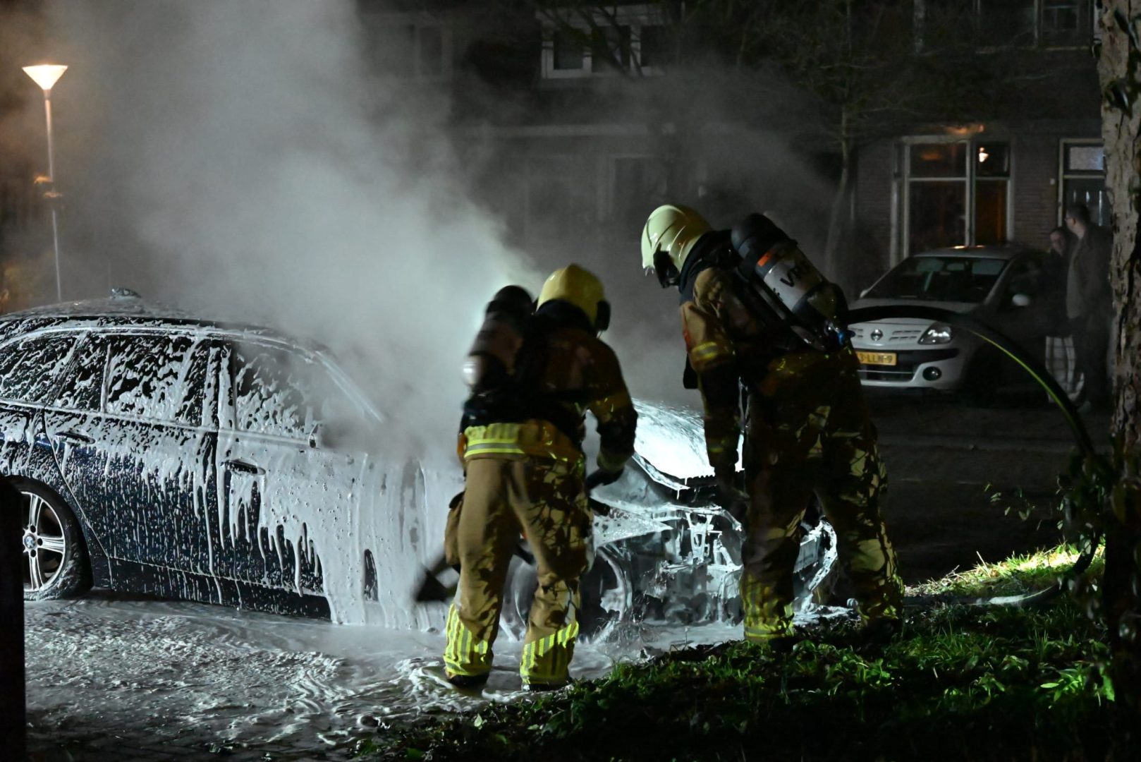 Twee auto’s uitgebrand binnen 4 uur