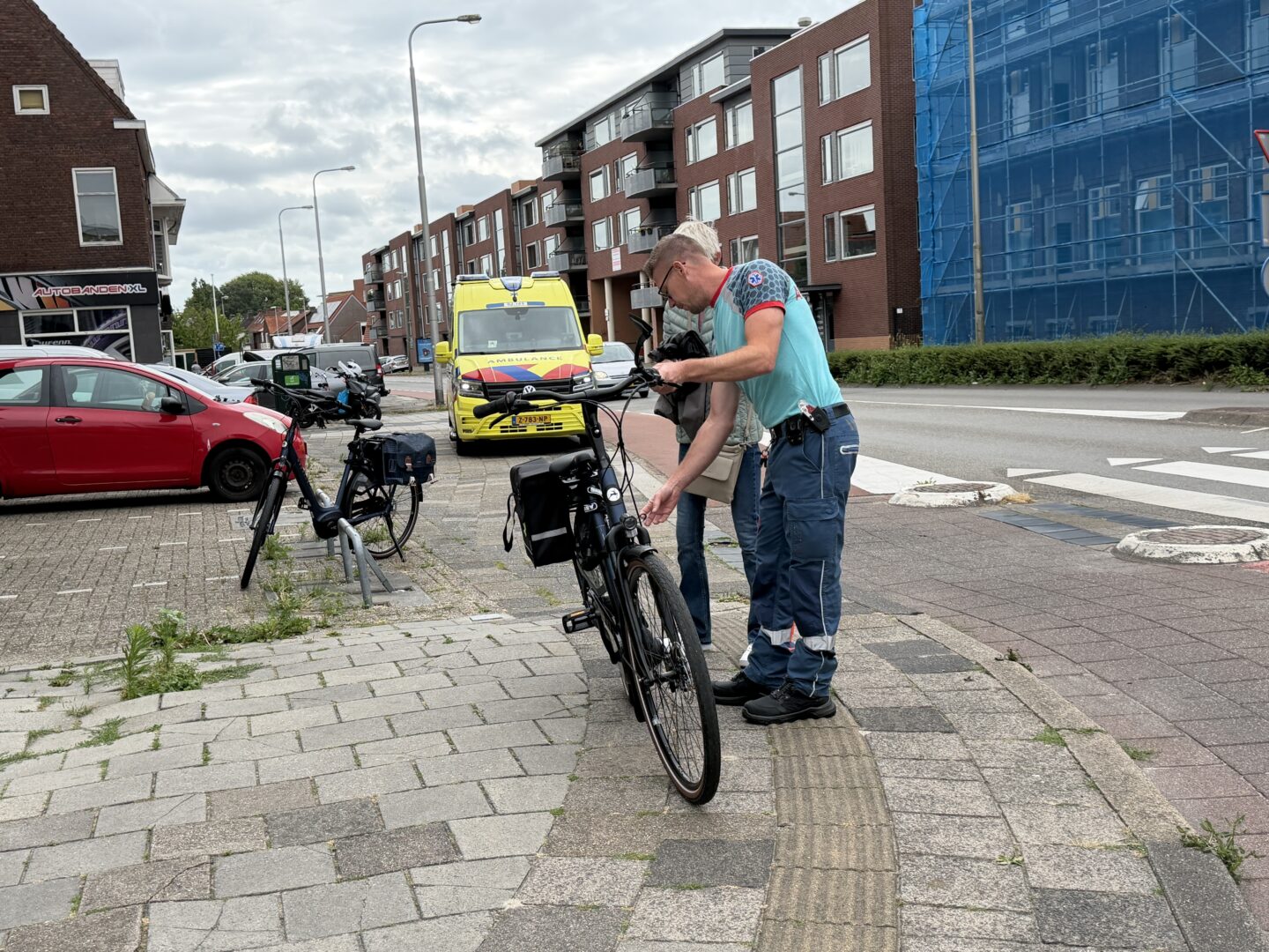 Automobilist gevlucht na aanrijding met fietser