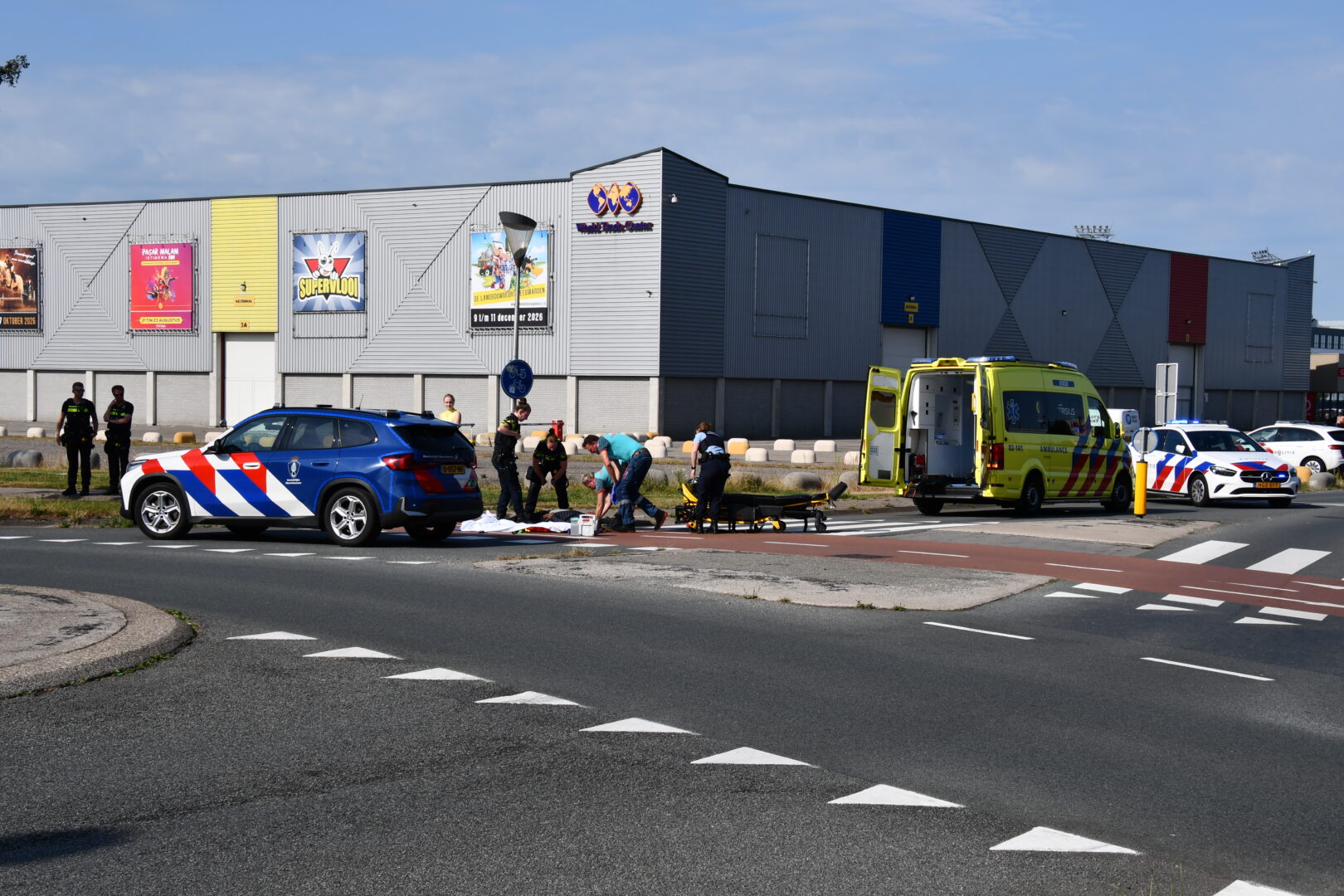 Scooterrijder gewond na aanrijding met auto