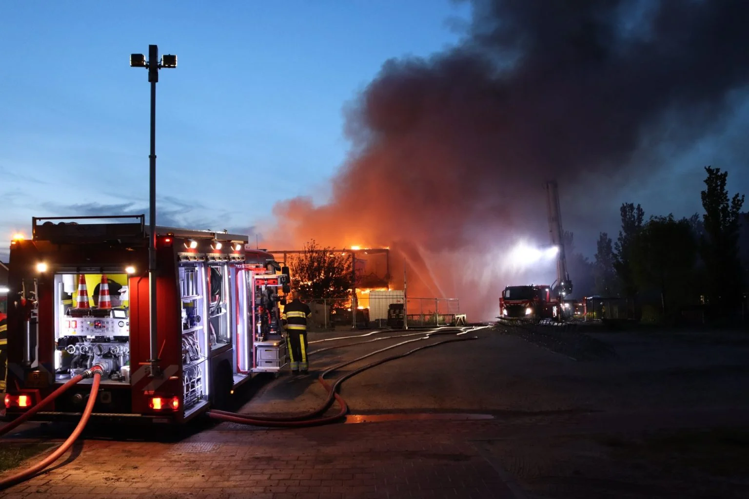 Grote brand verwoest school gebouw