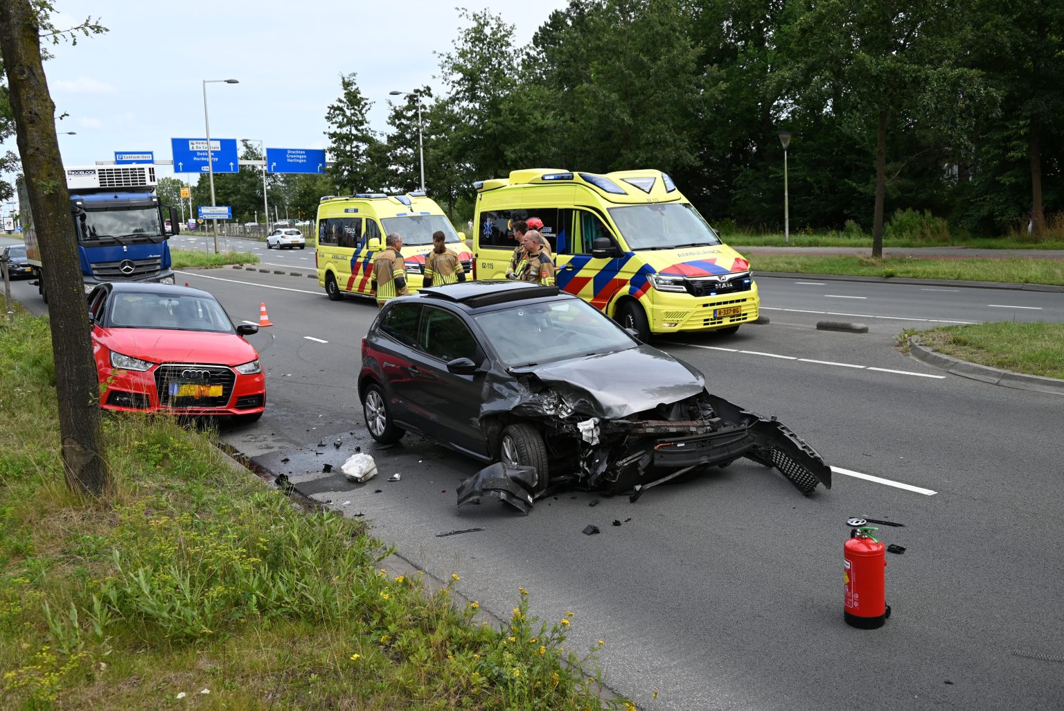 Auto’s zwaarbeschadigd bij aanrijding