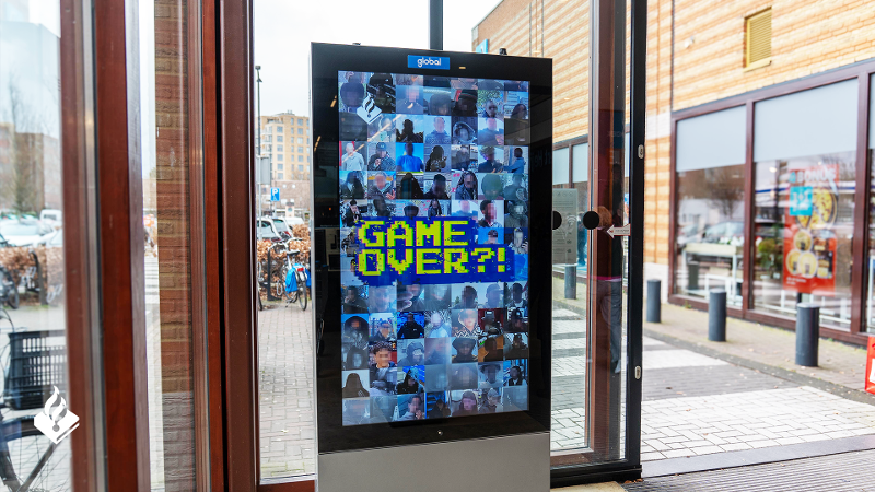 Vanaf nu herkenbaar: 79 Game Over?! verdachten overal te zien