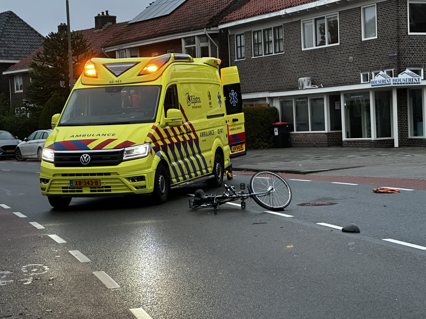 Automobilist rijd door na ongeval