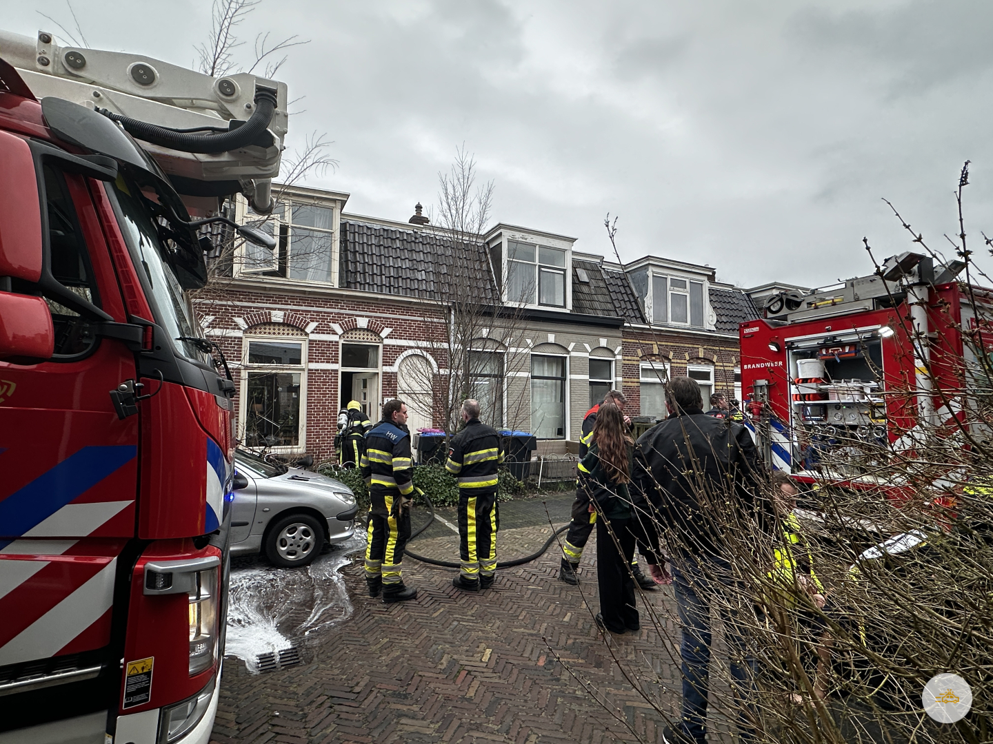 Brandweer ingezet voor woningbrand