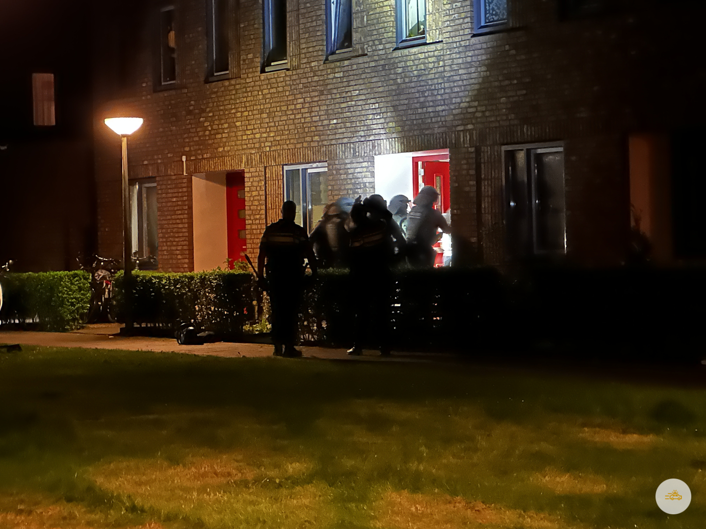 Dienst Speciale Interventie doet woning instap