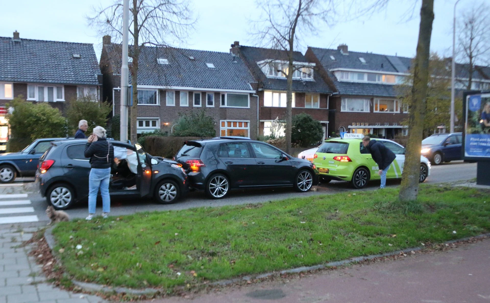 Twee ongevallen in de avondspits op de Groningerstraatweg en Goudenregenstraat