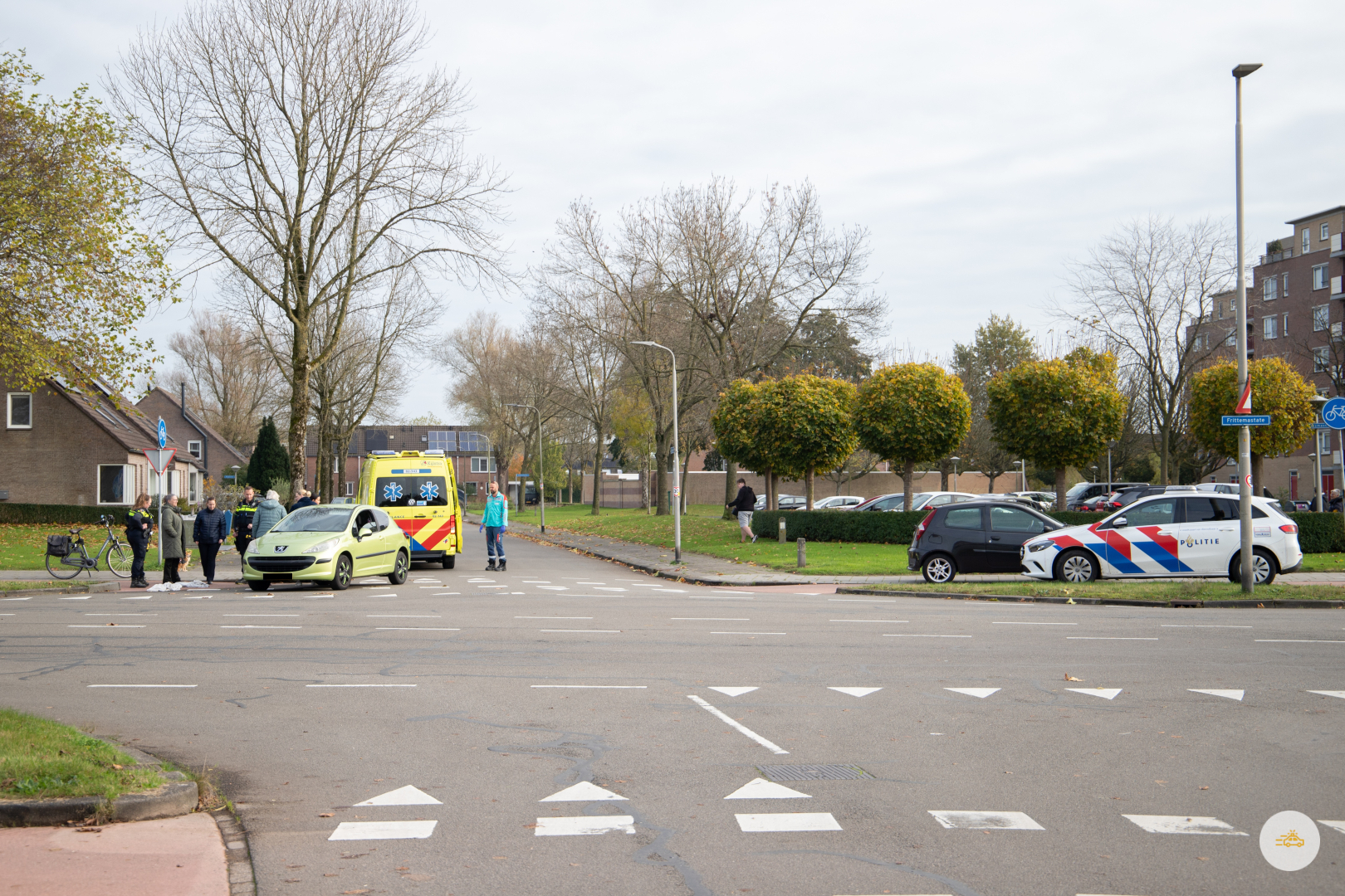 Fietsster gewond bij aanrijding met auto