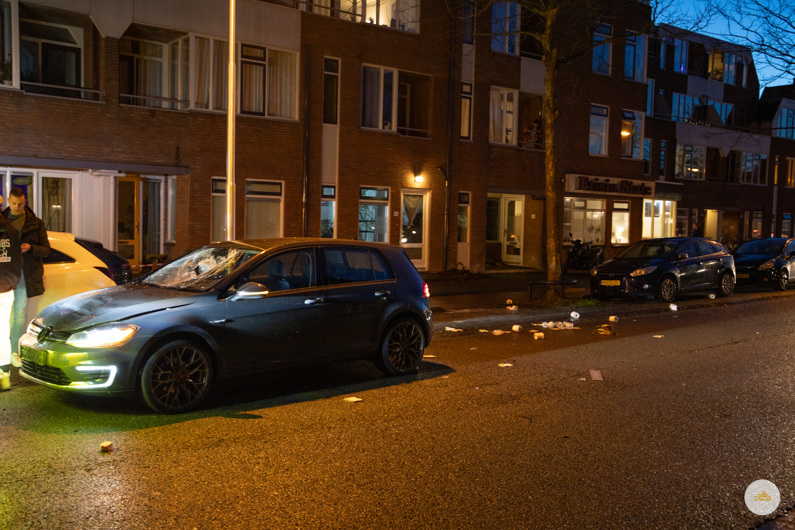 Voetganger geschept door automobilist op het Vliet