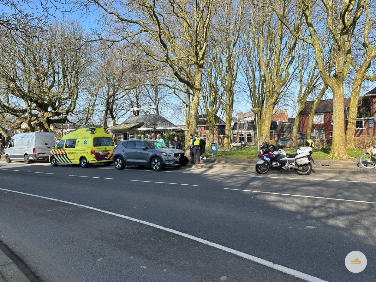 Fietser gewond bij aanrijding met auto